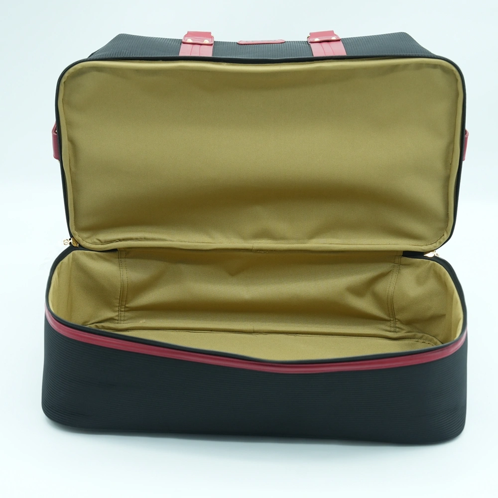 Expandable travel bag 